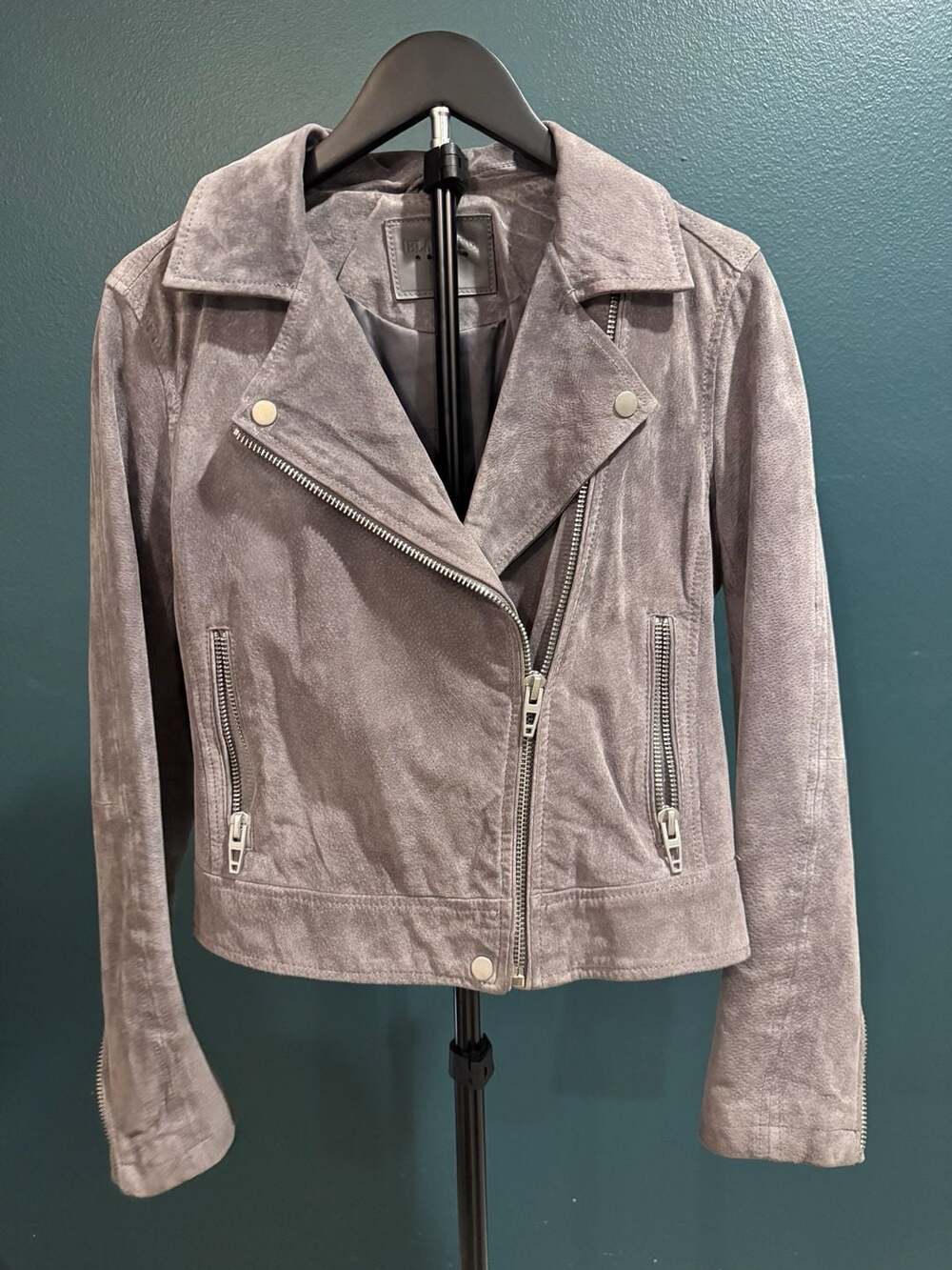 BLANKNYC Suede Moto Jacket in Silver Screen Gray